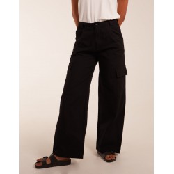 Trousers With Side Pocket