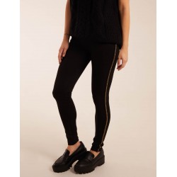 Side Chain Detail Leggings